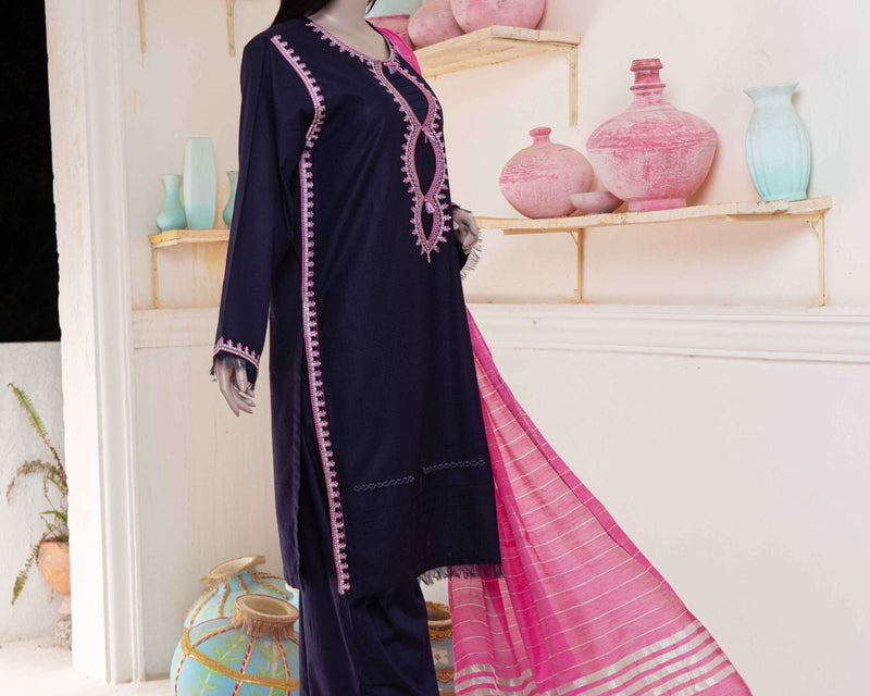 3 Pc Embroidered Lawn Suit - Image 4