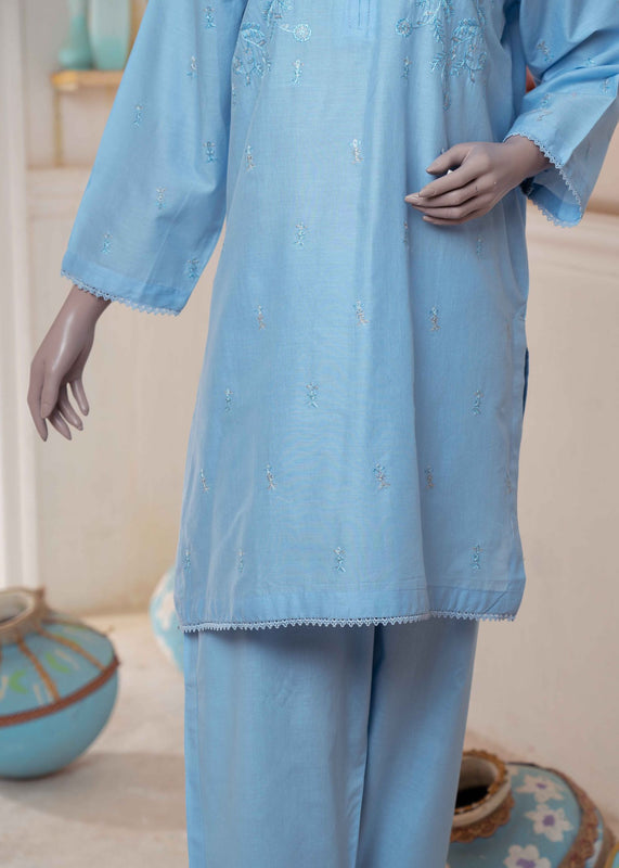 2 Piece Lawn Embroidered Suit(Pret) - Image 4